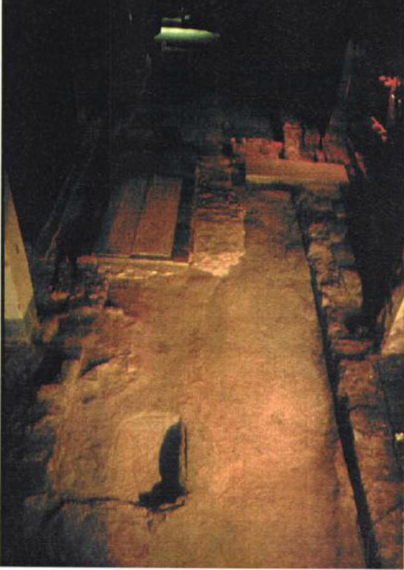Interior de la nau, des de ponent, durant els treballs d’excavació. Fotografia: Josep Pujades