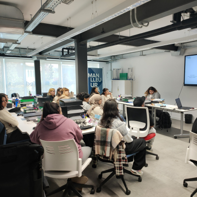 VG al Techhub alumnes del SEFED