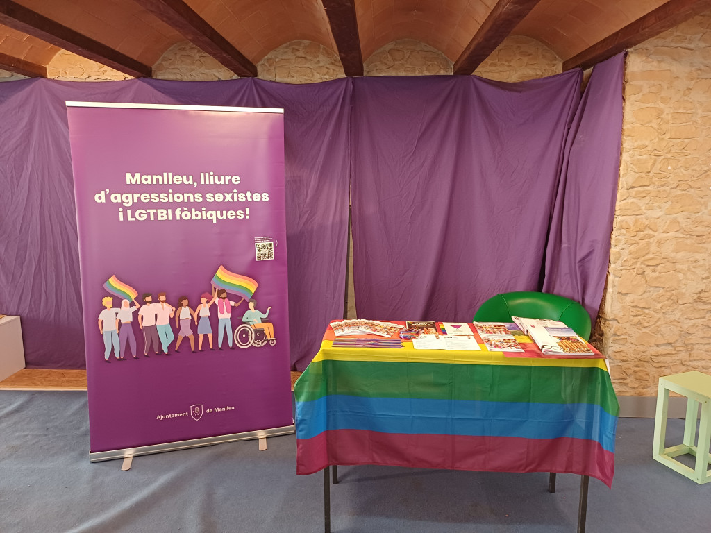 MERCAT MUNICIPAL ESTAND.jpg